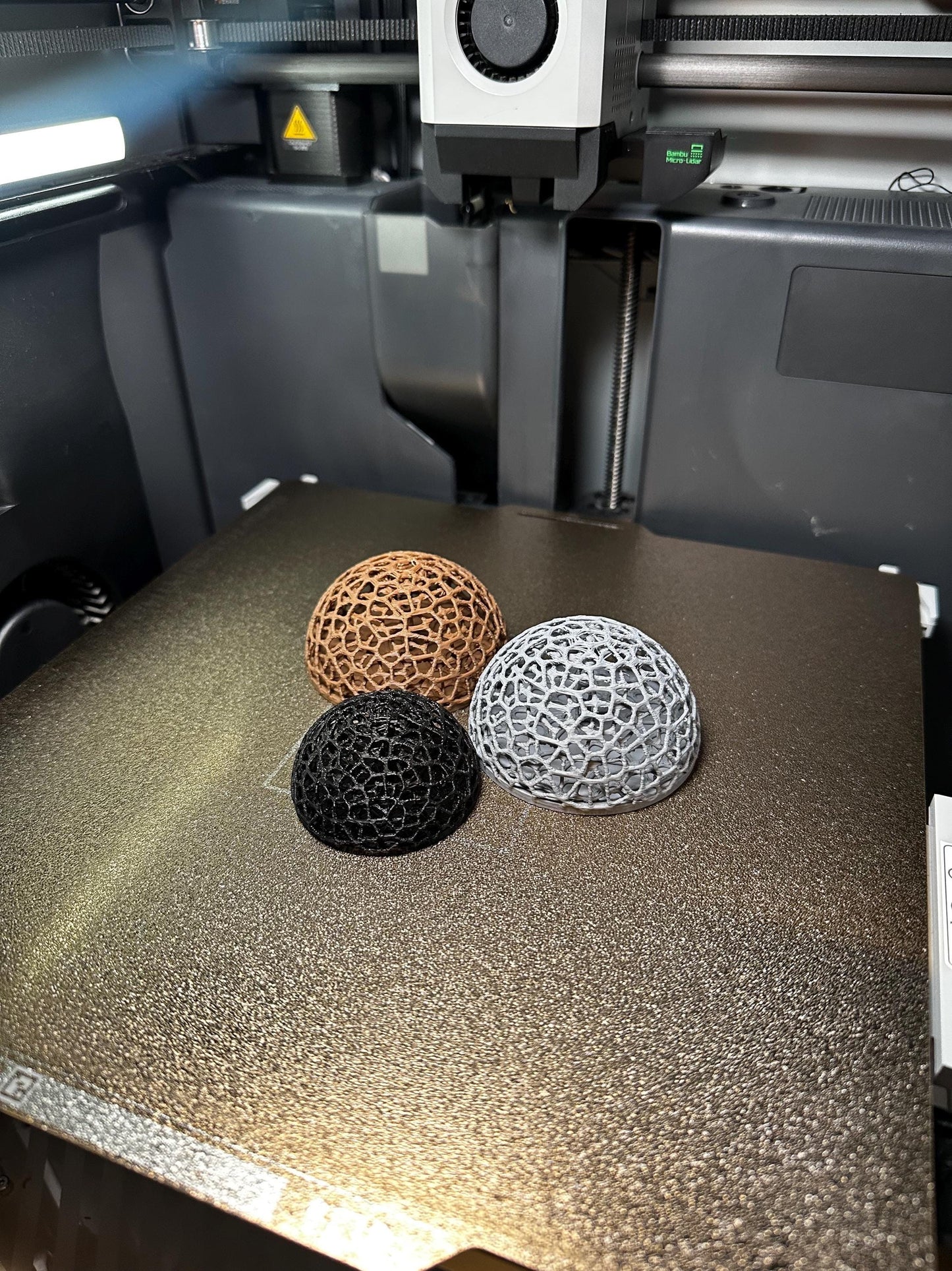 Aquarium Garnelen-Kuppel – Mooshalter & Spielplatz für Aquarien (Ø50/65 mm)